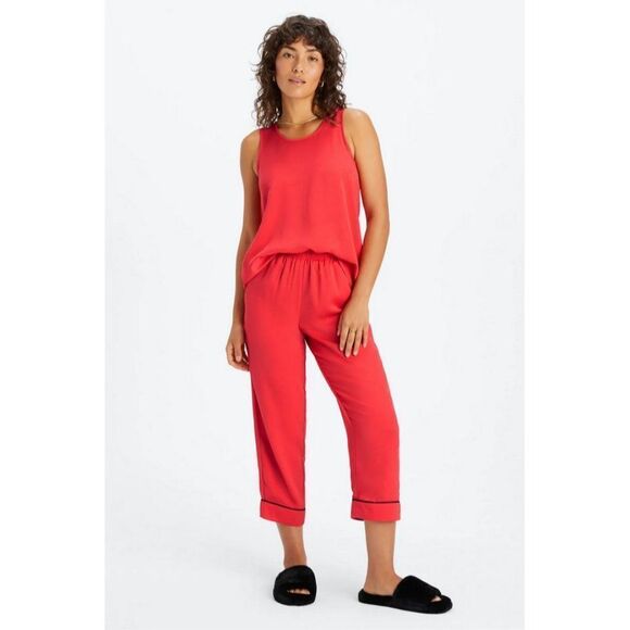 Fabletics EcoSatin Crop Pant - Strawberry Red/Black - Picture 1 of 16